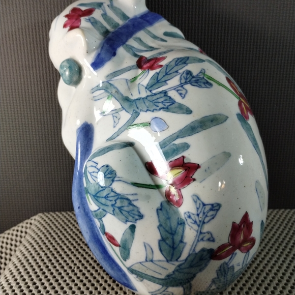 Vintage Chinese Hand Painted Porcelain Floral Sleeping Cat - Picture 6 of 11